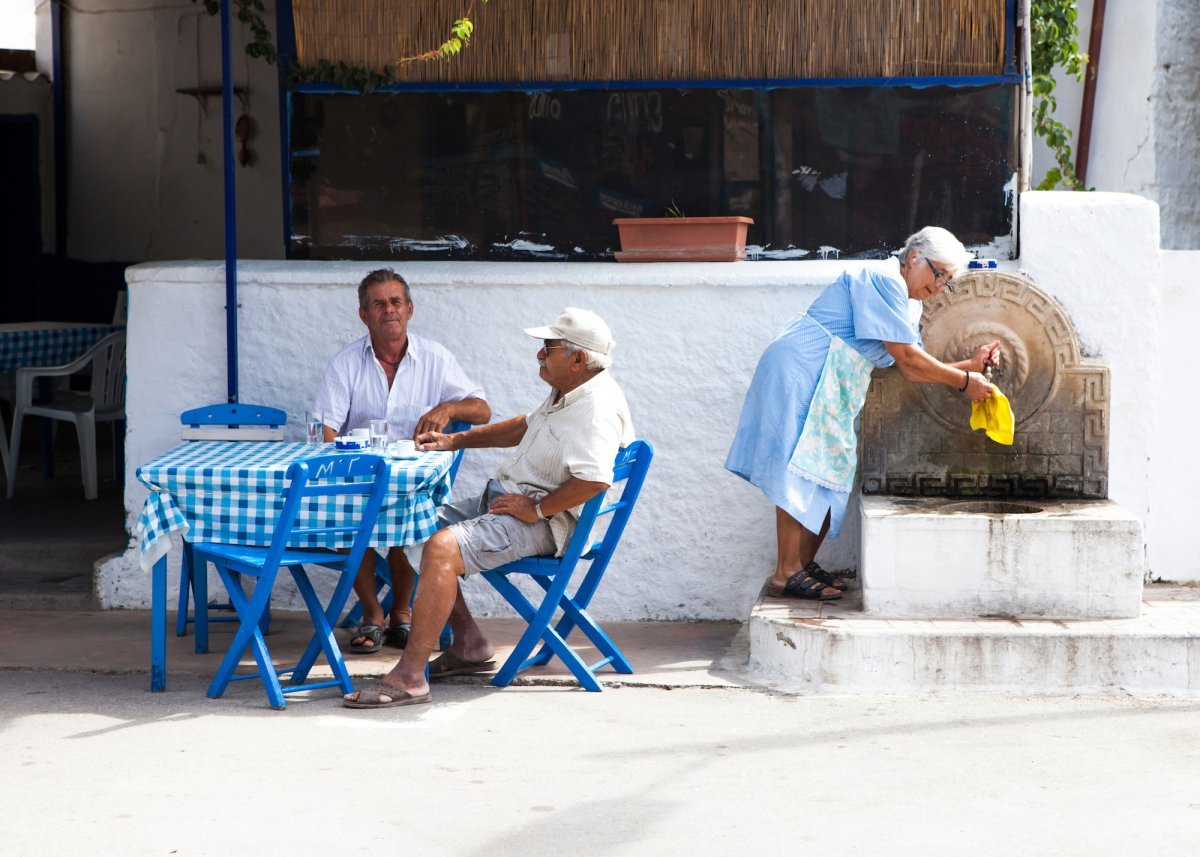 17 greece more than 25 of the greek population is obese