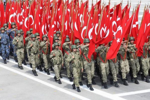 Τουρκικός στρατός: Μιλήσαμε με Ρώσους αξιωματούχους
