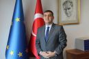 Τούρκος Πρέσβης: Λουλούδια και σημαίες στις βραχονησίδες μας προκαλούν