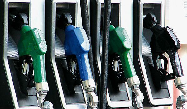 ΠΟΠΕΚ: Απαράδεκτη η υποχρέωση των πωλήσεων καυσίμων μέσω πιστωτικών καρτών