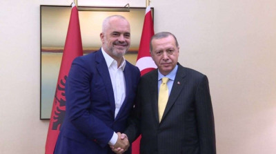 Ο Ράμα δηλώνει «περήφανος στρατηγικός εταίρος» του Ερντογάν