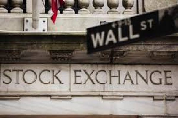 Επιστρέφει στην επιφυλακτικότητα η Wall Street
