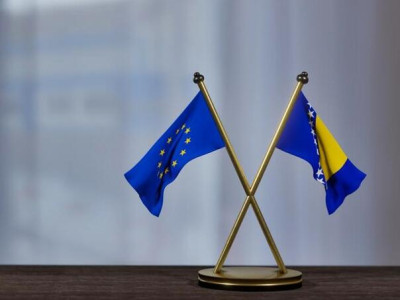 Έναρξη διαπραγματεύσεων για ένταξη στην ΕΕ ζητά η Βοσνία-Ερζεγοβίνη