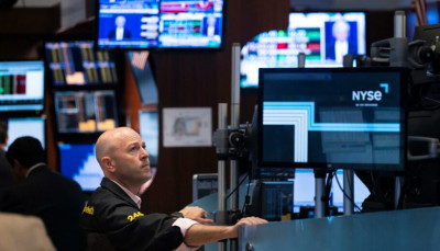 Νέα «βουτιά» στη Wall Street- «Βυθίζεται» ο Nasdaq