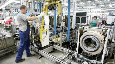 Γερμανία: Ετήσια πτώση 2,4% στη βιομηχανική παραγωγή τον Νοέμβριο