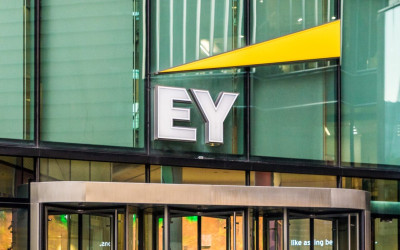 EY: Λάνσαρε νέα πλατφόρμα για χρηματοοικονομικές υπηρεσίες