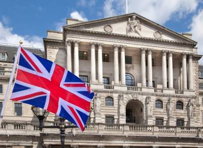 Αμετάβλητα στο 0,75% τα επιτόκια της Τράπεζας της Αγγλίας