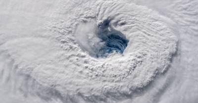 Υποβαθμίστηκε κατηγορία ο τυφώνας Φλόρενς