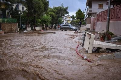 Αγωνία για νέα πλημμύρα στη Μάνδρα-Καλά κρατεί η πολιτική αντιπαράθεση