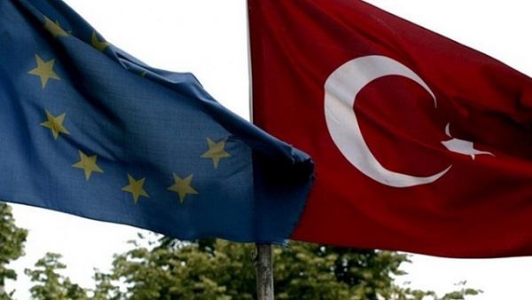 Ε.Ε.:Κατά της τουρκικής ένταξης το 77% των πολιτών 9 χωρών