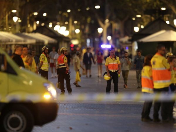Βαρκελώνη: 12μελής ο πυρήνας των τρομοκρατών