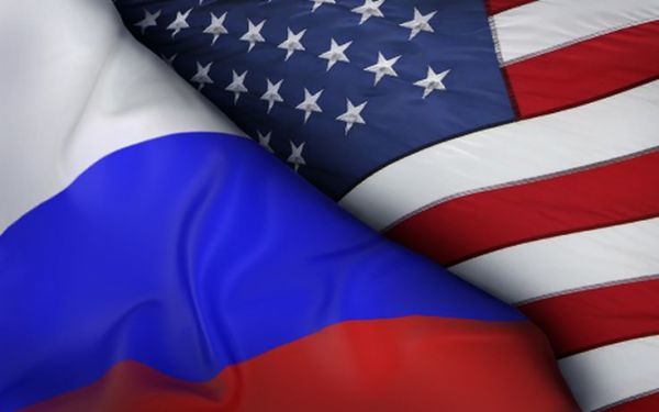 ΗΠΑ: Νέες κυρώσεις κατά Ρωσίας, δυσαρέσκεια εκφράζει το Κρεμλίνο