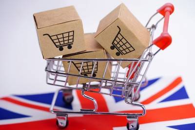 Νέο ρεκόρ για τις διαδικτυακές πωλήσεις στη Βρετανία