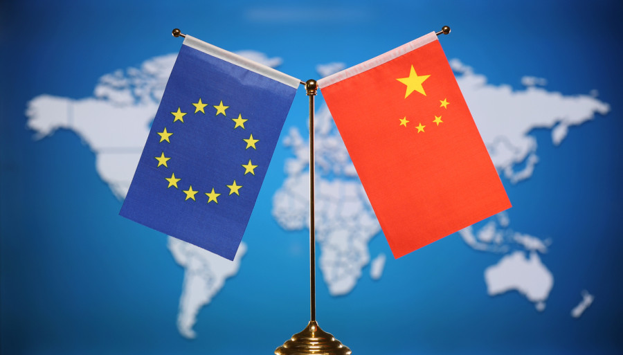 Προειδοποίηση της Κίνας στην ΕΕ για εμπορική διαμάχη