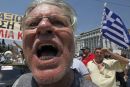 NYT: Δεν «βγαίνει» το ελληνικό πρόγραμμα