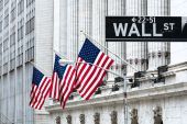 Wall Street: Πτωτικά οι δείκτες στη τελευταία συνεδρίαση της χρονιάς