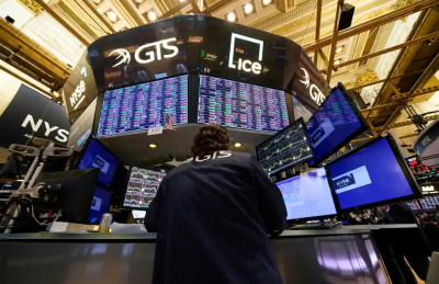 Τεχνολογικό ράλι στη Wall Street μετά τη μείωση του πληθωρισμού