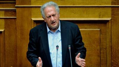Σκανδαλίδης: Ας αποφασίσει ο Μητσοτάκης πώς θα αντιμετωπίσει τον Ανδρουλάκη