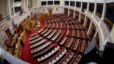 Βουλή: Πρώτη ημέρα συζήτησης για τη συνταγματική αναθεώρηση