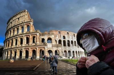 Ιταλία: Παρατείνεται η χρήση μάσκας σε κλειστούς χώρους