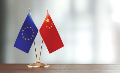 ΕΕ εναντίον Κίνας: Τι ζητά από τον Παγκόσμιο Οργανισμό Εμπορίου