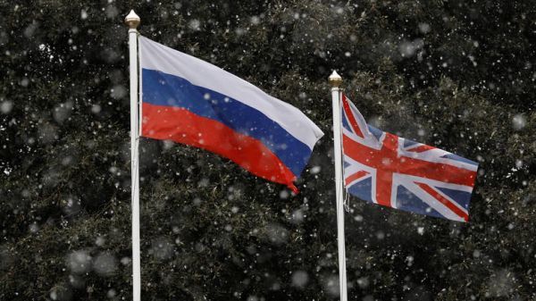 Σε υψηλούς τόνους η αντιπαράθεση Λονδίνου-Μόσχας για την υπόθεση Σκρίπαλ
