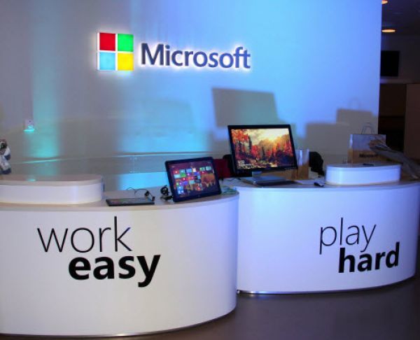 Microsoft: Μετατρέπεται σε πάροχο ολοκληρωμένων λύσεων