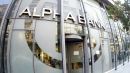 Alpha Bank: Προχωρά σε μαζικές μακροχρόνιες ρυθμίσεις «κόκκινων» δανείων