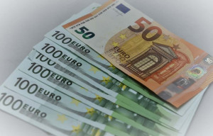 Έρχονται πληρωμές 87,3 εκατ. ευρώ από e-ΕΦΚΑ, ΔΥΠΑ