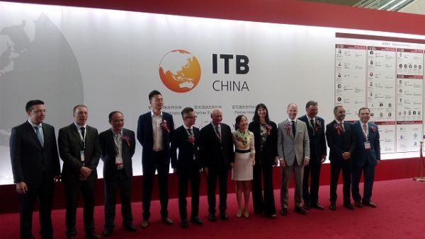 H Κουντουρά εγκαινίασε την τουριστική έκθεση ITB China στη Σαγκάη