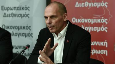 Βαρουφάκης: «Δώρο άδωρο» η ένταξη των ελληνικών ομολόγων στο QE