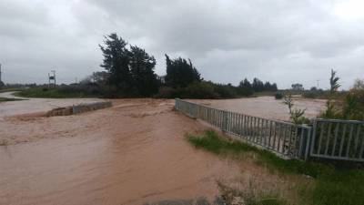 Κύπρος: Κατέρρευσε υπό κατασκευή γέφυρα λόγω παρατεταμένης βροχόπτωσης