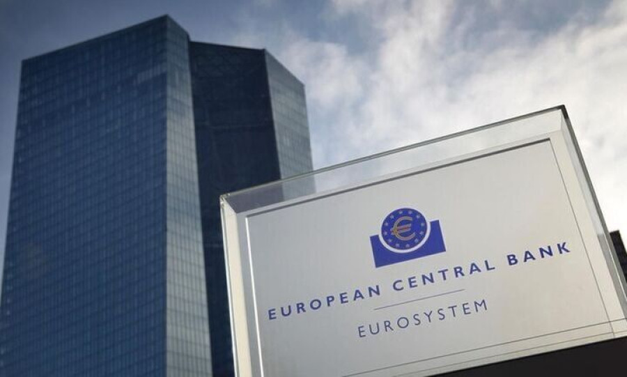 Μακλούφ (ΕΚΤ): Τα επιτόκια ίσως αυξηθούν στο 3,5%