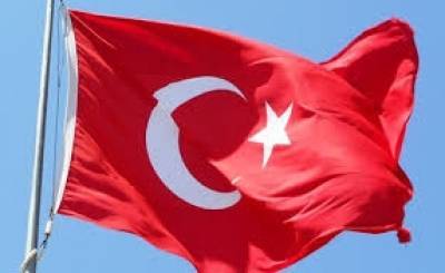 Bloomberg: Ετοιμάζεται για ΔΝΤ και capital controls η Τουρκία