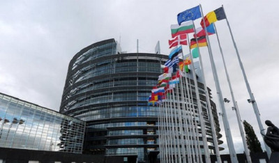 Ευρωκοινοβούλιο: Σήμα κινδύνου για καταπάτηση προσωπικών δεδομένων