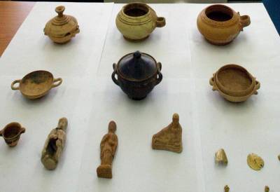 Συλλήψεις για παράνομη κατοχή αρχαιοτήτων στην Κάλυμνο