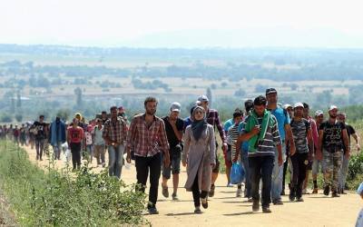 Handelsblatt: Ξεπερνούν τις 25.000 οι μετανάστες στα ελληνικά νησιά