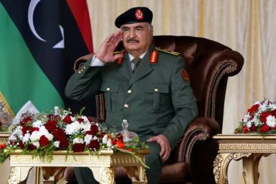 Λιβύη: Υποψήφιος και επίσημα για την προεδρία ο Χάφταρ