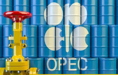 Ο ΟΠΕΚ+ ετοιμάζεται για μείωση της παραγωγής πετρελαίου