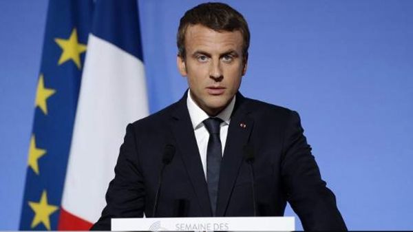 Μακρόν: Η τρομοκρατική απειλή παραμένει αυξημένη στη Γαλλία