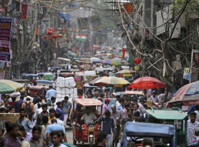 OHE: Η Ινδία θα ξεπεράσει την Κίνα σε πληθυσμό