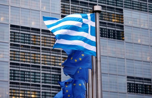 Η Ευρώπη θα στηρίξει την Ελλάδα με όποιο τρόπο χρειαστεί, διαβεβαιώνει η Κομισιόν