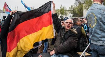 Γερμανία: Ακροδεξιές θέσεις διαβρώνουν το κοινωνικό κέντρο