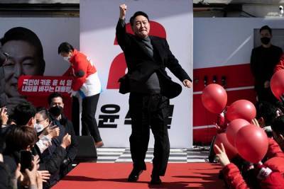 Νέος πρόεδρος της Νότιας Κορέας ο συντηρητικός Γιουν Σουκ-Γέολ