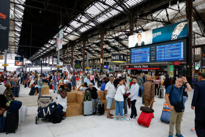 Παρίσι: Επίθεση με μαχαίρι σε σιδηροδρομικό σταθμό – Τρεις τραυματίες