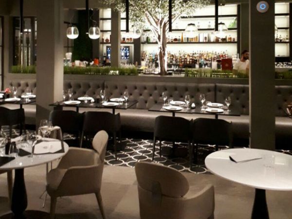 Blends: Το νέο All Day Cafe Bar Restaurant ανοίγει τις πόρτες του