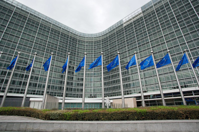 Ευρωπαϊκή Επιτροπή- ΕΤΕπ: Κονδύλια ύψους €18 δισ. για το κλίμα