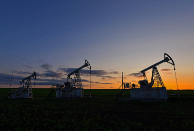 Ήπια άνοδος για το πετρέλαιο- Ανεβαίνει και το φυσικό αέριο