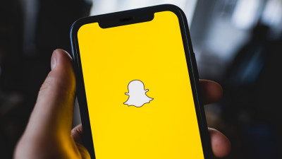 Snapchat: Κυκλοφορεί το δικό του chatbot που βασίζεται στο ChatGPT