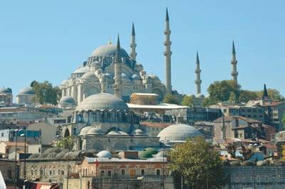 Τουρκία: «Χάνει» 500.000 τουρίστες λόγω των ρωσικών περιορισμών στις πτήσεις